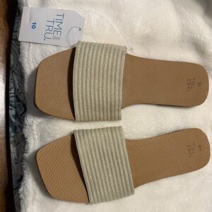 Time and Tru Women's Cream Ribbed Slide Sandals
